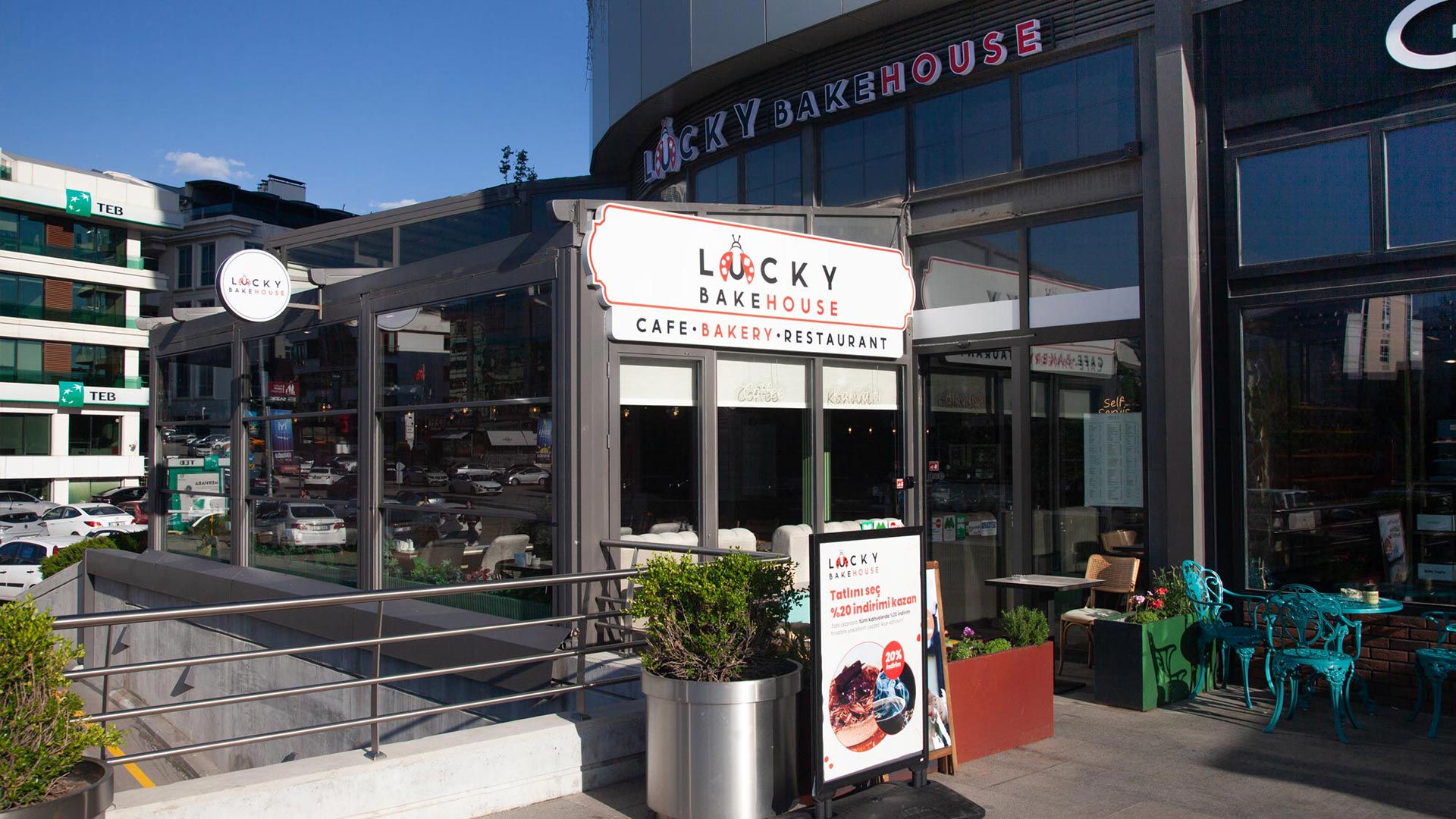 Lucky Bakehouse - Maidan